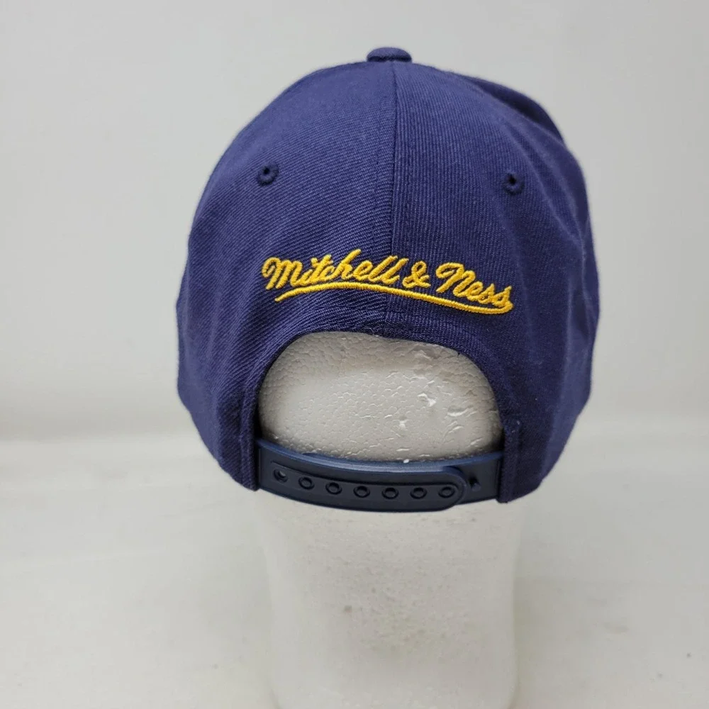 Cleveland Cavaliers Hat Cap Snap Back NBA Basketball Mitchell Ness Mens One Size